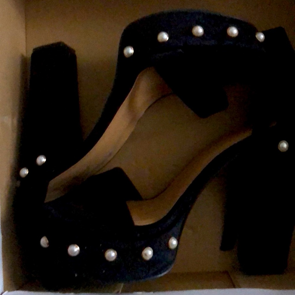 Ladies heels